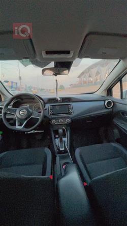 نيسان فيرسا